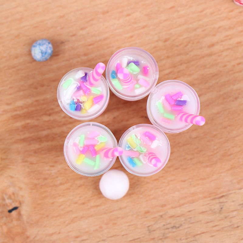 Botellas de bebidas y crema en - Resin Art Kitchen reseña y precio