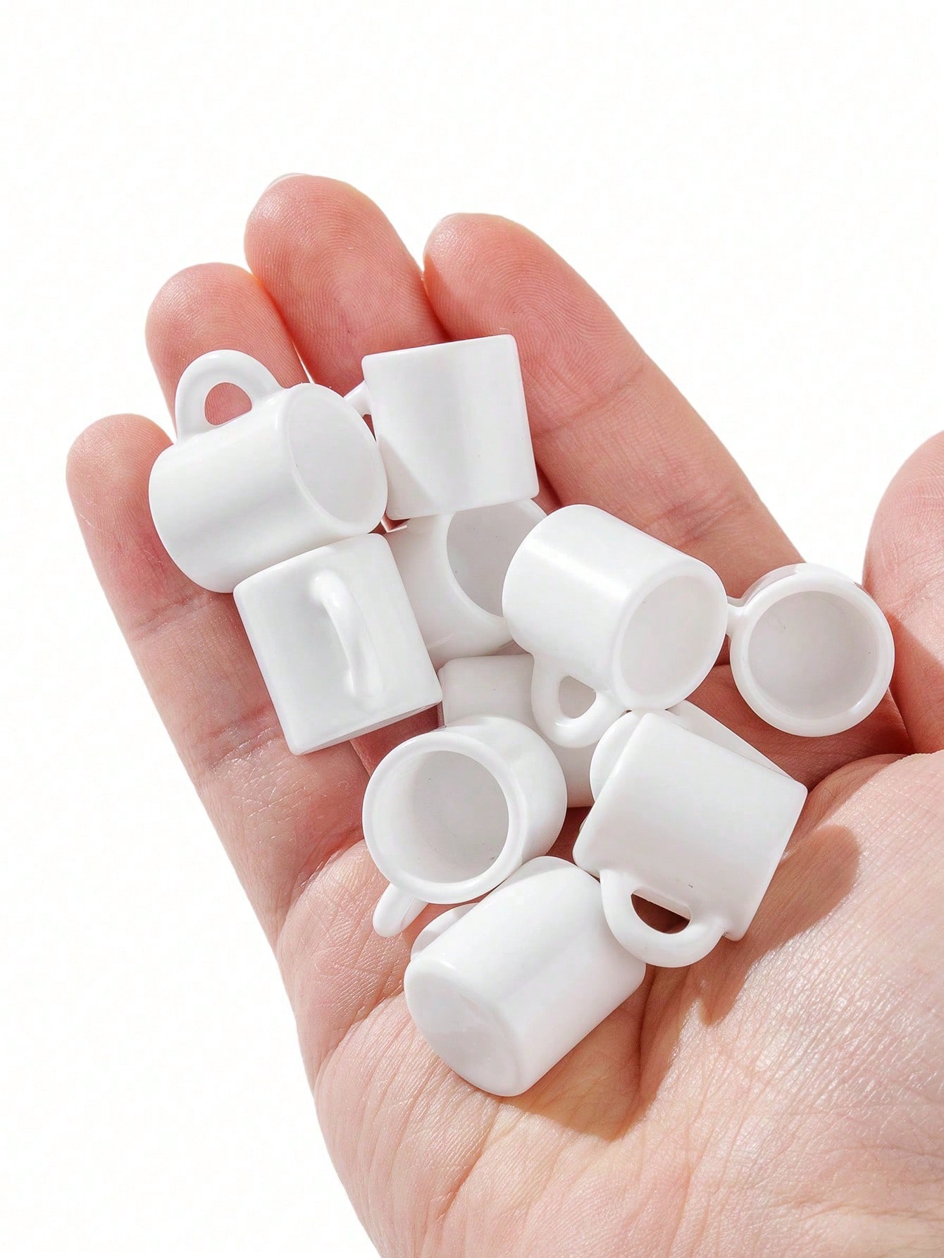 10 tazas blancas en miniatura  - Resin Art Kitchen reseña y precio